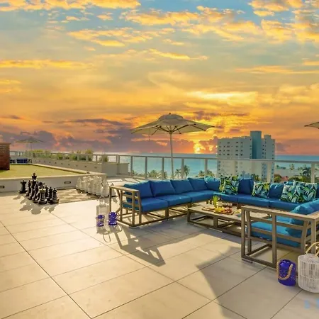 Amazing Pool - Hot Tub - Hollywood Beach Haven